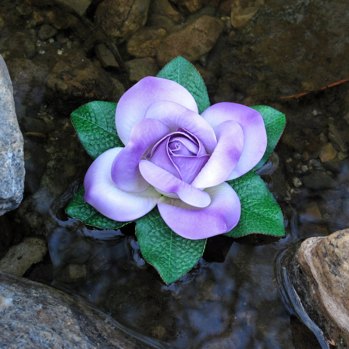 Floating EVA Foam Rose, Purple - TropicaZona