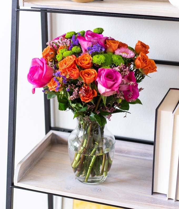 Strawberry Sundae Bouquet with Glass Vase (Fresh Flower Bouquets) Birthday, Anniversary, Get Well, Congratulations, Thank You, All Occasions