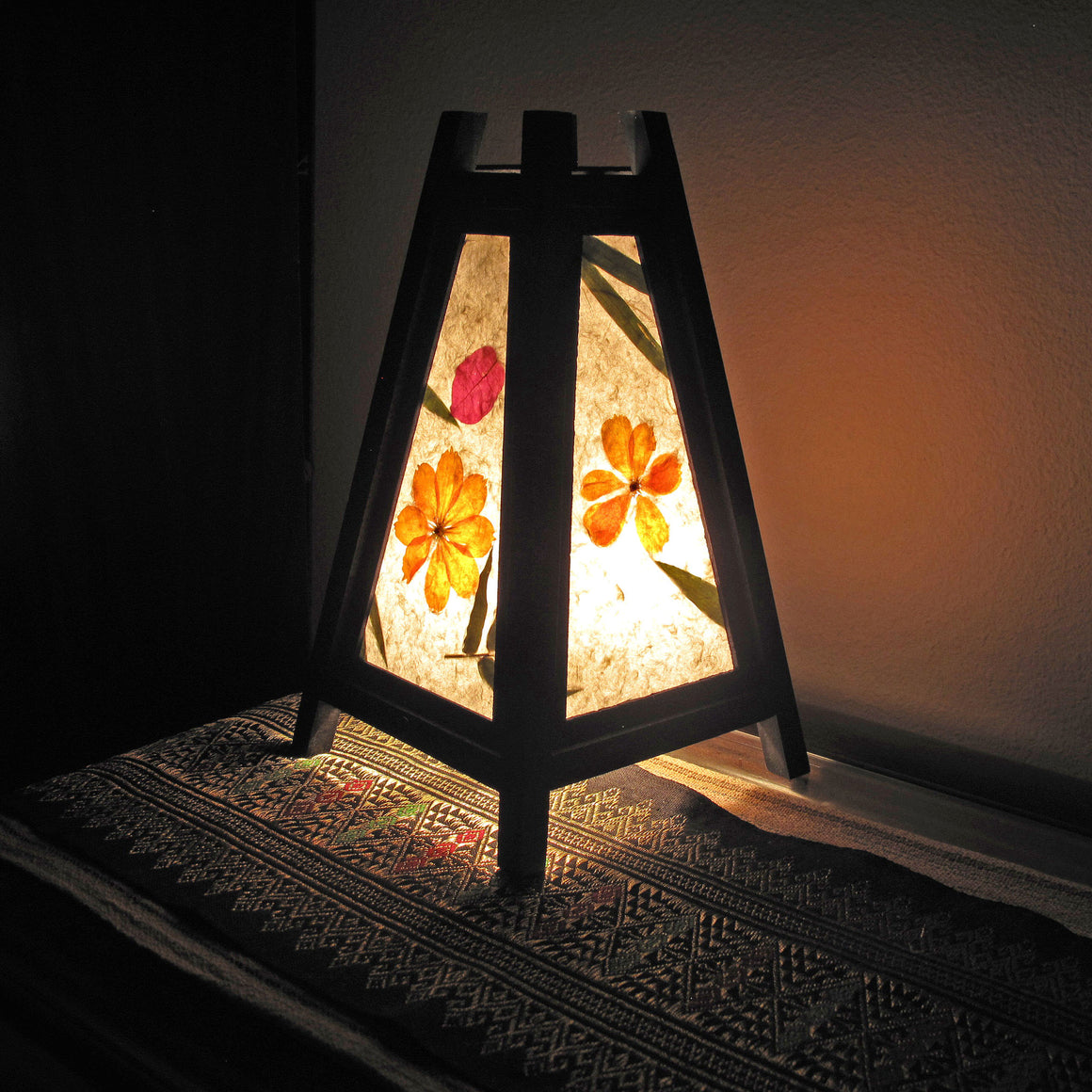 Pyramidal Tropical Flowers Mulberry Paper Wood Frame Table Lantern - TropicaZona